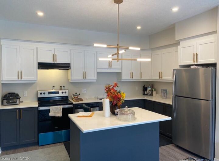 Property Photo:  25 Isherwood Avenue 79  ON N1R 0E2 