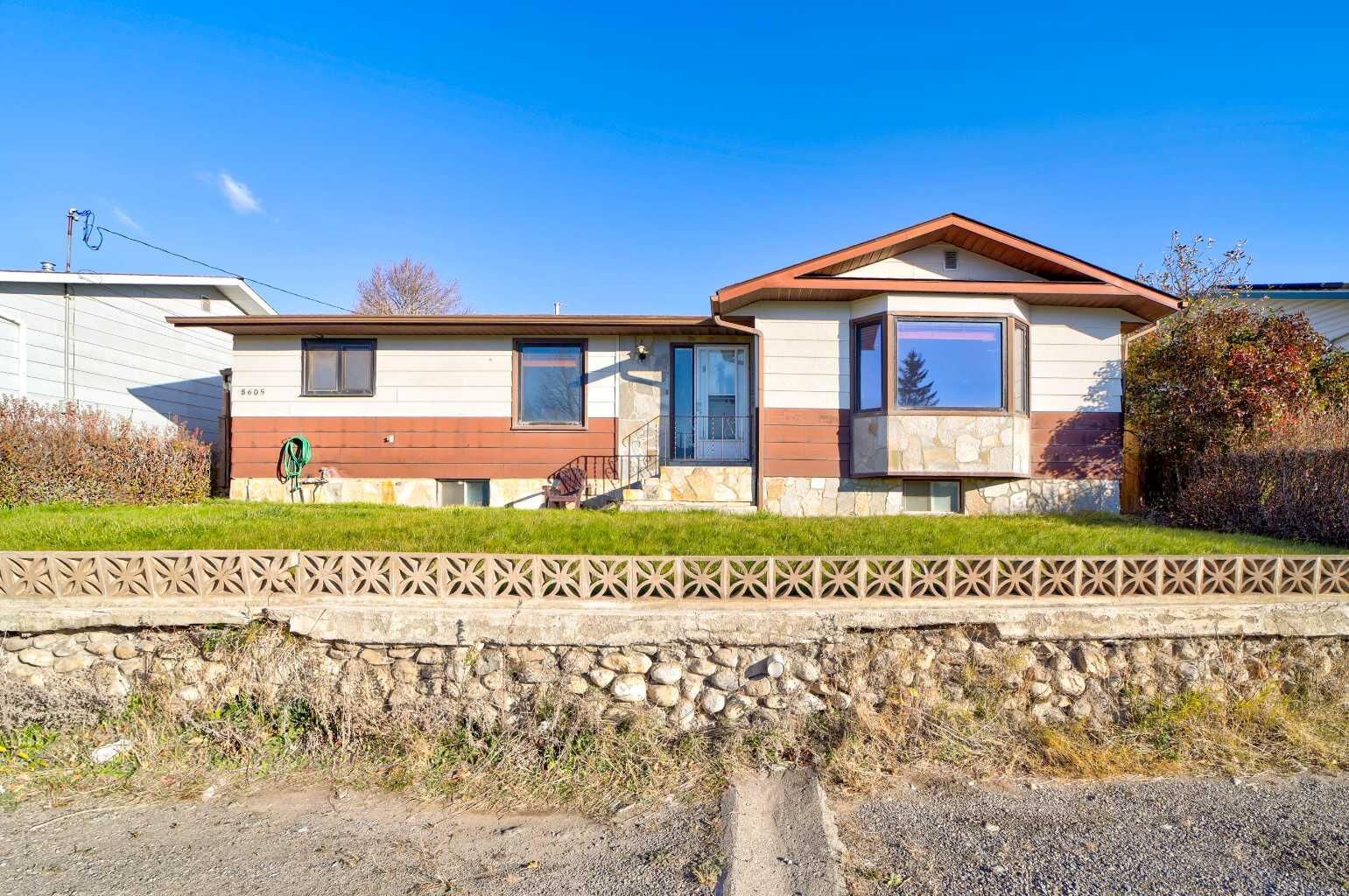 Property Photo:  8605 19 Avenue  AB T0K 0M0 