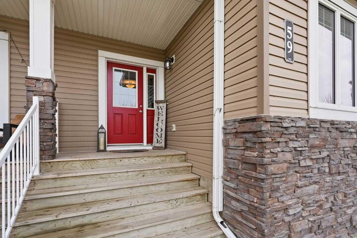 Property Photo:  59 Crestview Boulevard  AB T4S 0N6 