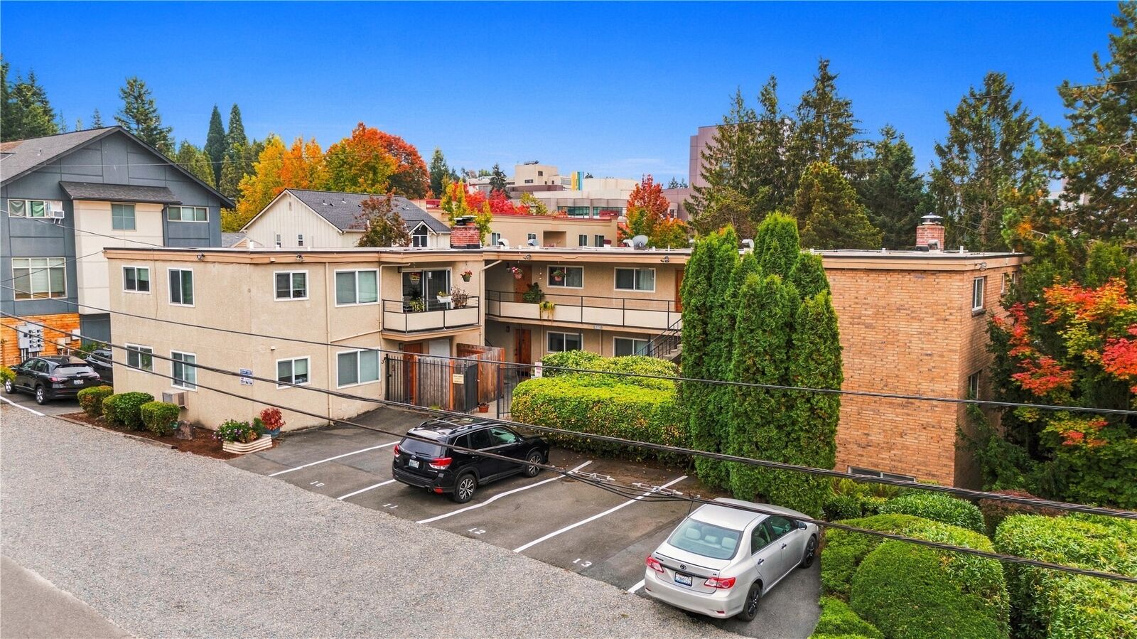 Property Photo: 4001 NE 50th Street WA 98105
