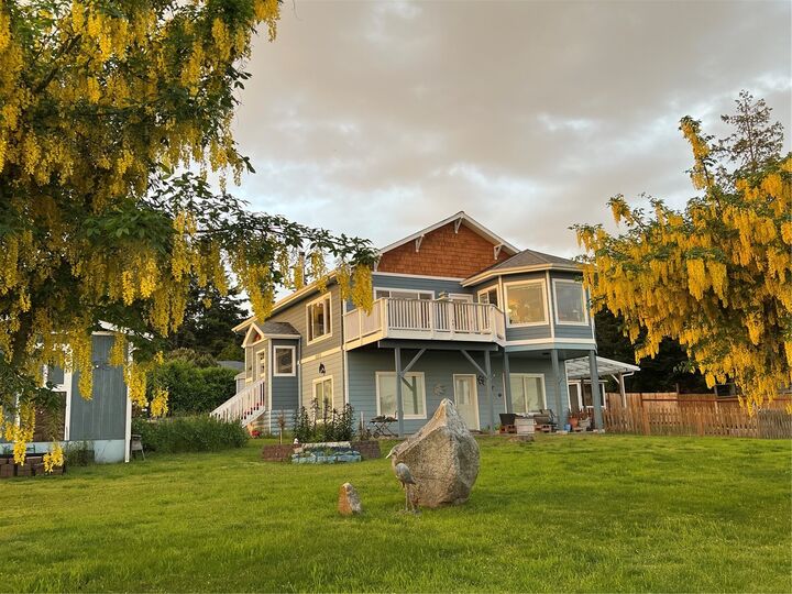 Property Photo: 1101 Smart Court WA 98239