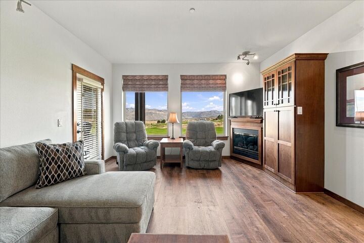 Property Photo:  1030  Desert Canyon Boulevard 202  WA 98843 