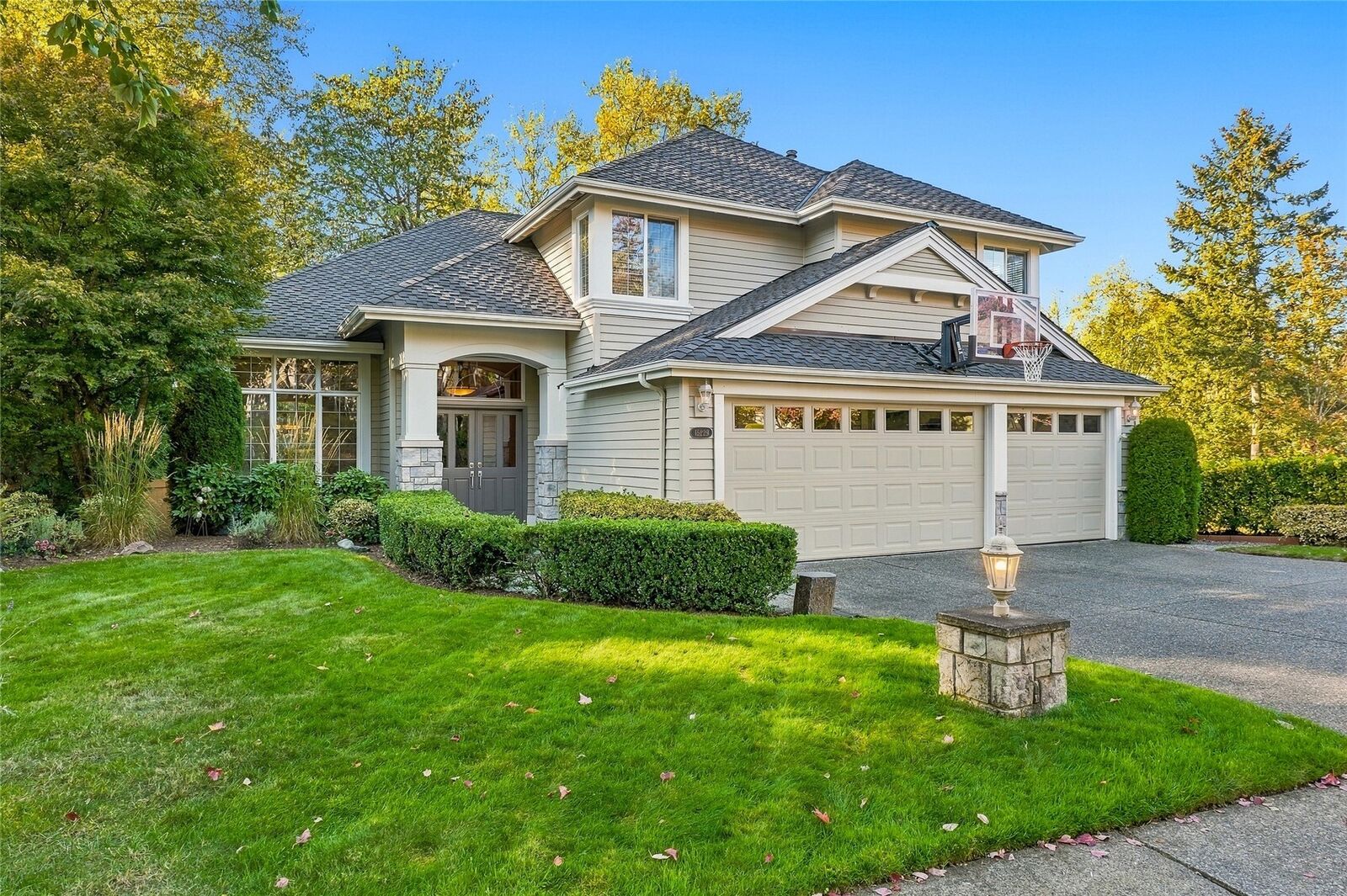 Property Photo: 15229 80th Ave Avenue NE WA 98028