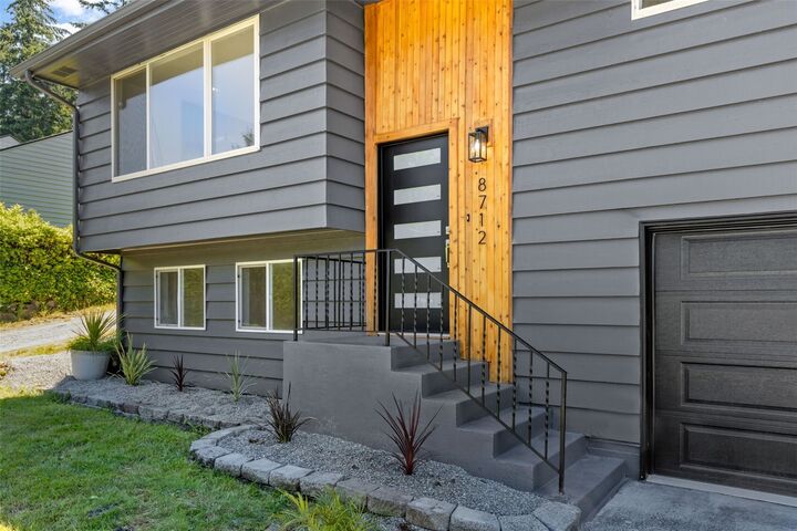 Property Photo: 8712 Wildwood Avenue SW WA 98498