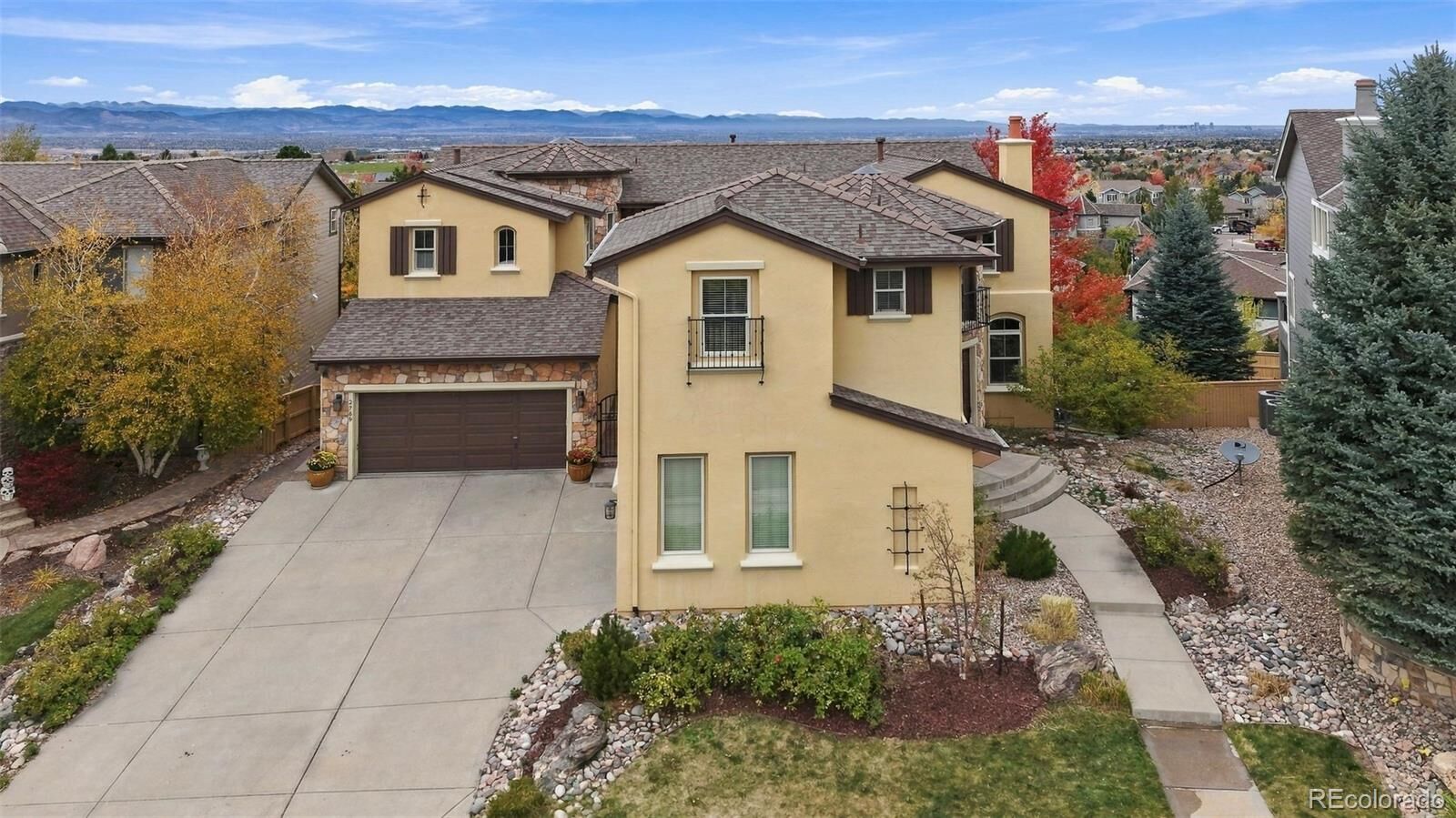 Property Photo: 2769 Southshire Road CO 80126