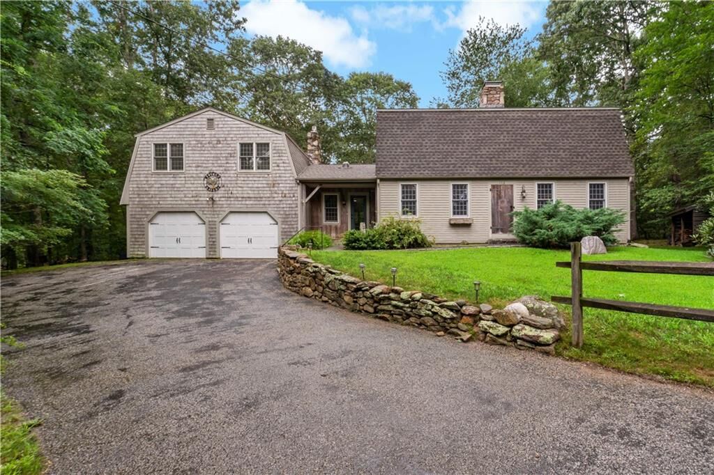 Property Photo:  172 Estelle Drive  RI 02892 