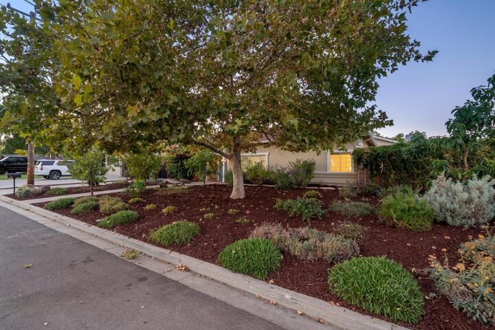 Property Photo:  1021 Carola Avenue  CA 95130 