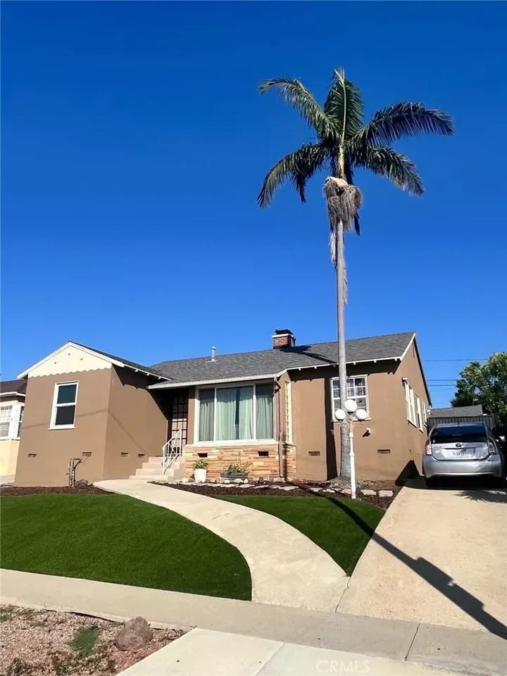 Property Photo: 11642 Ruthelen CA 90047
