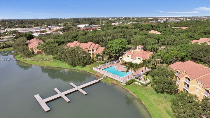 Property Photo: 2300 NW 33rd St 911 FL 33309