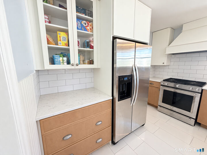 Property Photo:  148 Gurdon Street 2  CT 06606 
