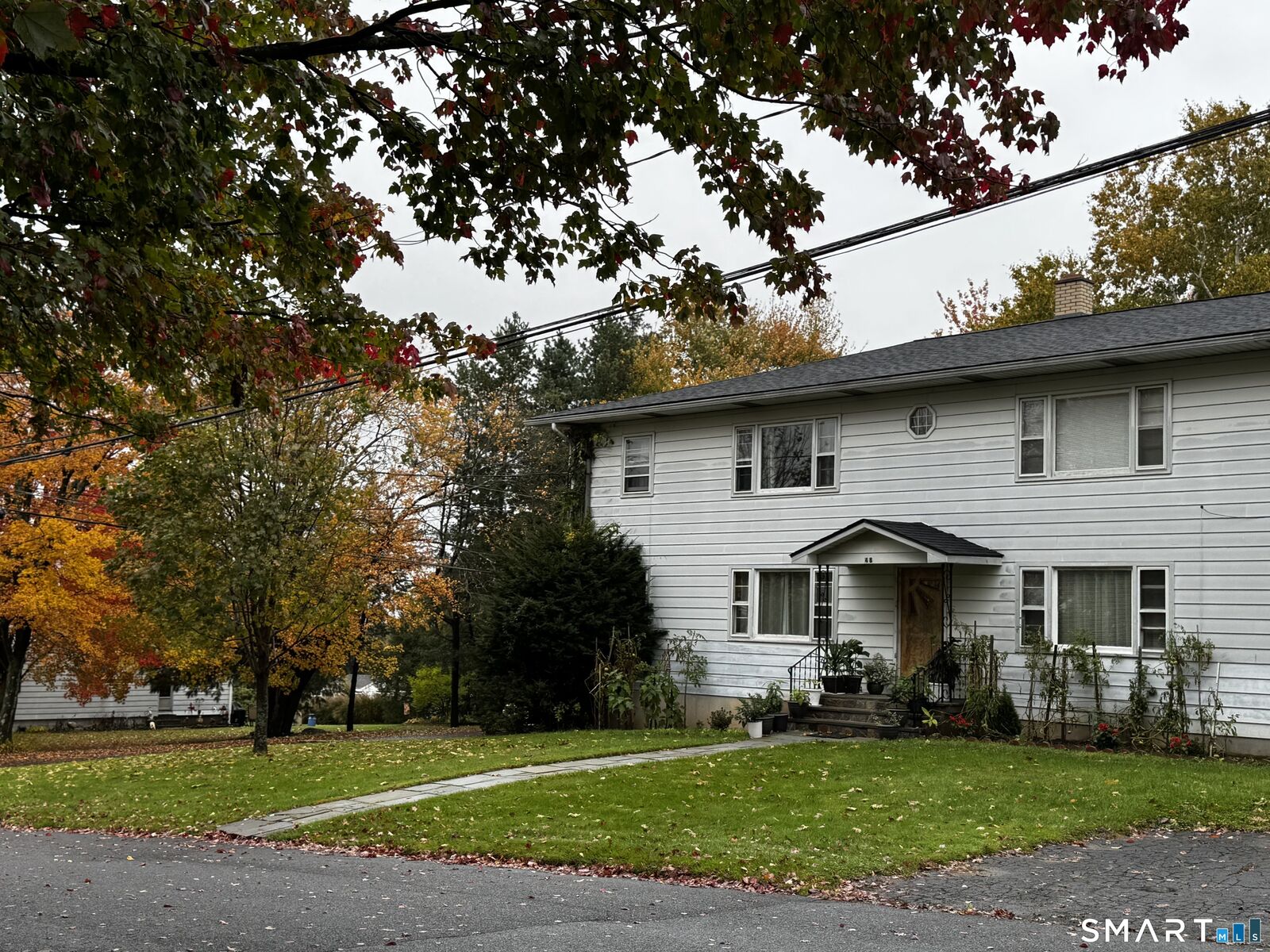 Property Photo:  48 Arnold Street 2D  CT 06708 