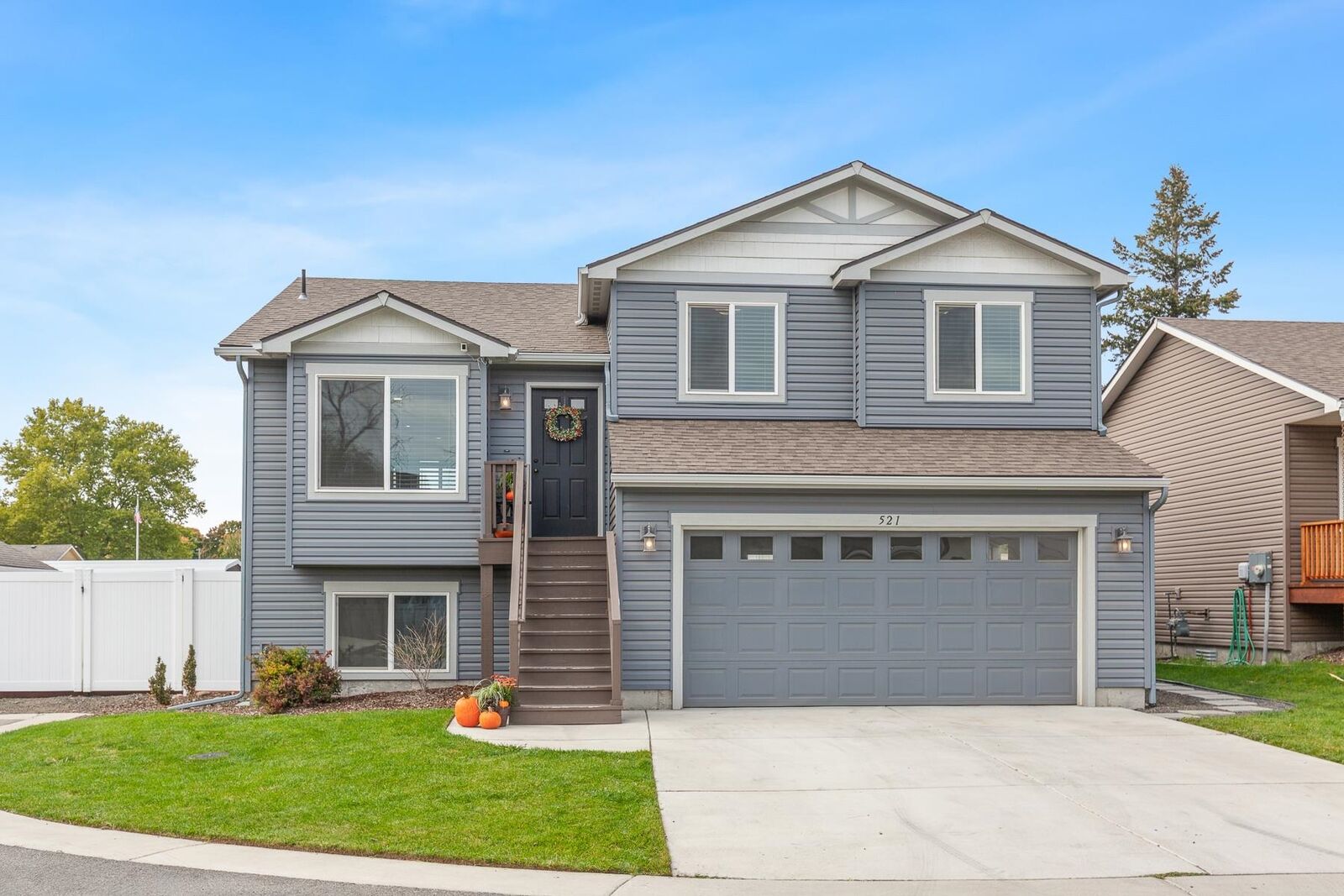 Property Photo: 521 N Calvin Ln WA 99216
