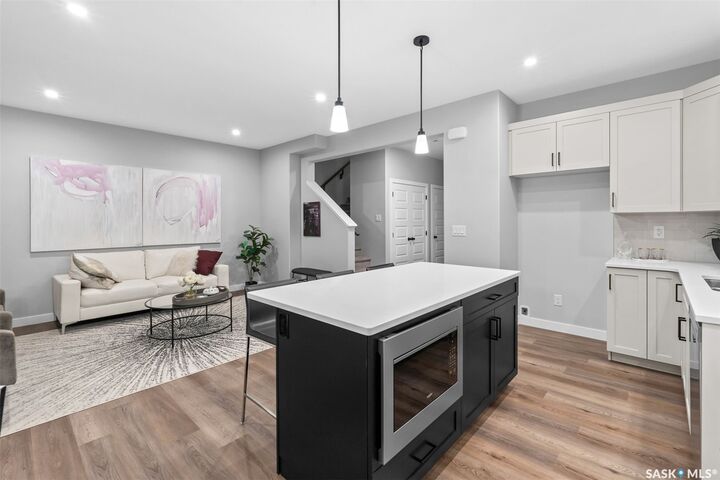 Property Photo:  554 Cockcroft Court  SK S7V 2C1 
