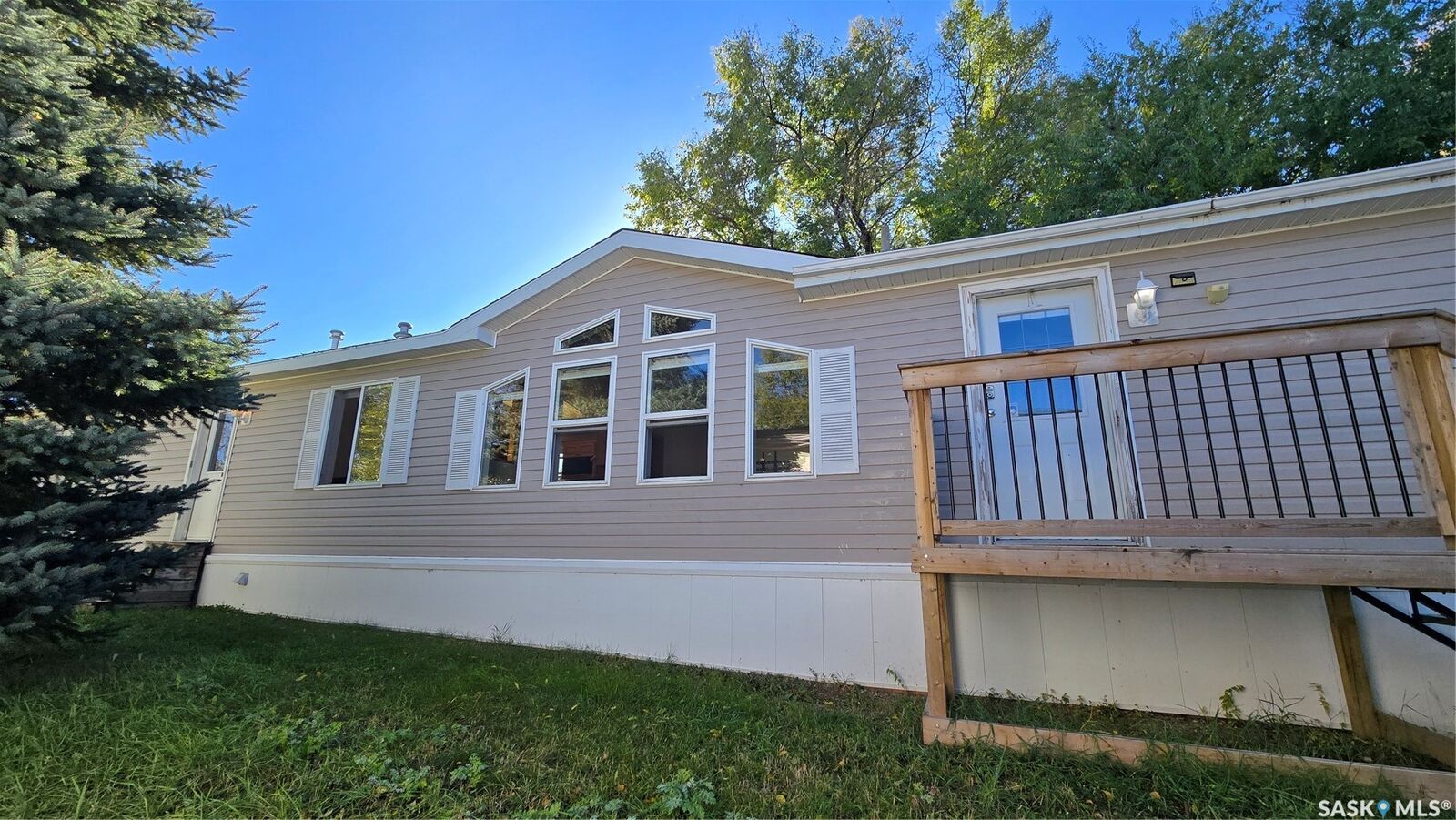 Property Photo:  16 Walters Court  SK S0G 3Z0 