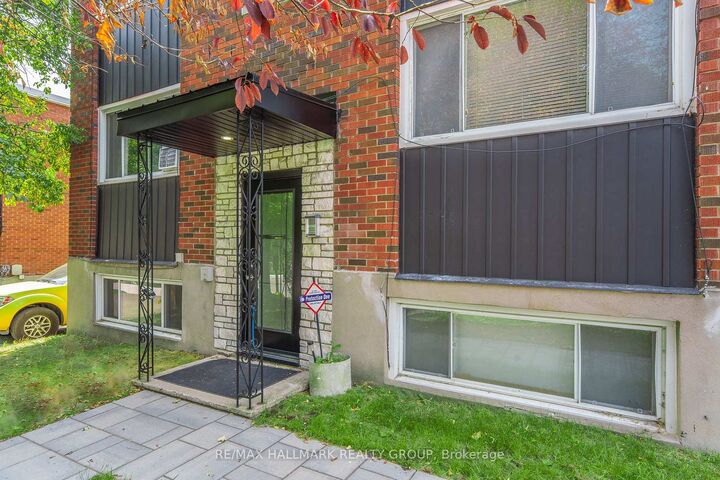 Property Photo: 108 Lebrun Street 4 ON K1L 5C9