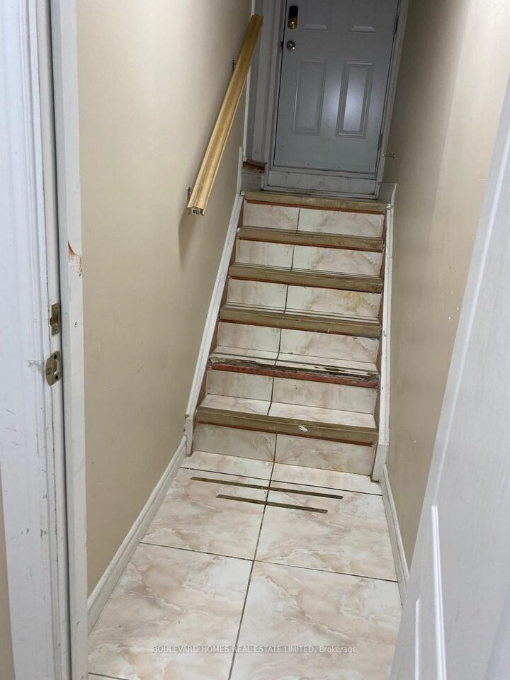 Property Photo:  126 Valonia Drive Basement  ON L6V 4J8 