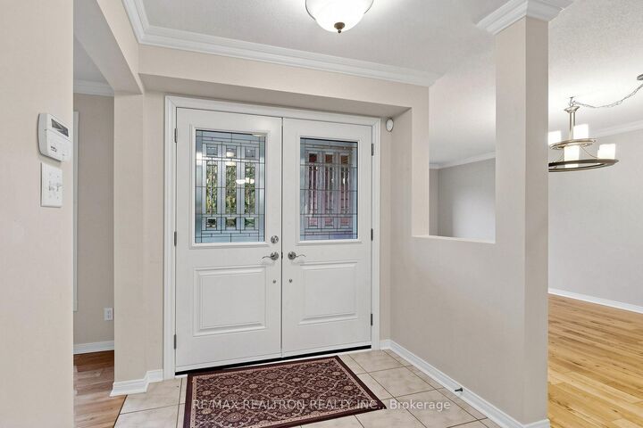 Property Photo:  47 Birchwood Drive  ON L4M 6X7 