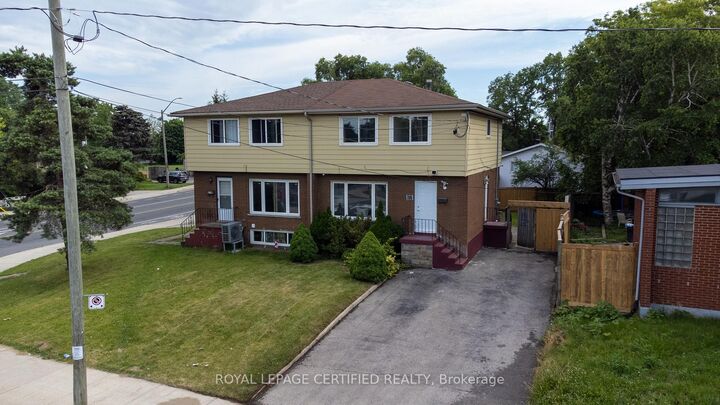 Property Photo:  111 Limeridge Road W Upper  ON L9C 2V3 