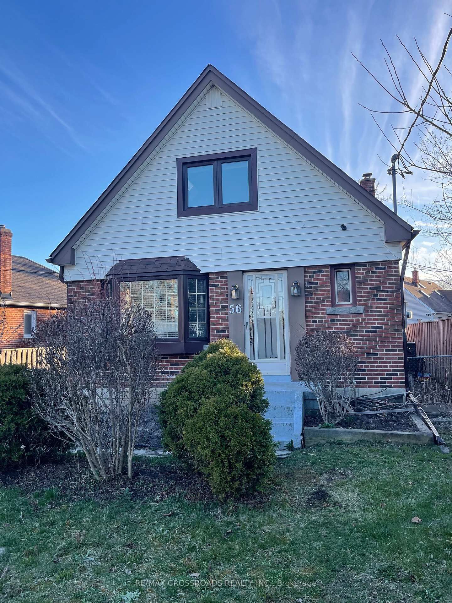 Property Photo:  56 Harris Park Drive Upper  ON M1L 3A7 