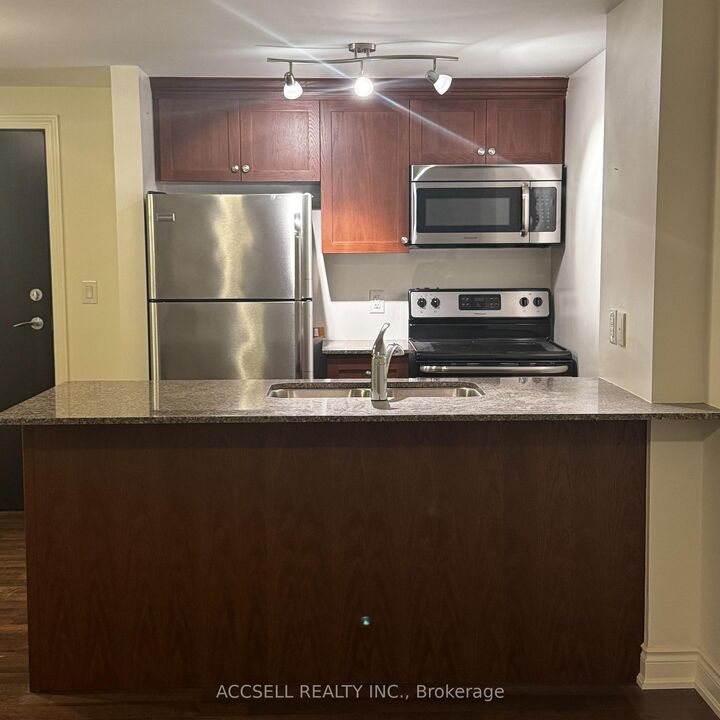 Property Photo:  149 Church Street 406  ON L0G 1T0 
