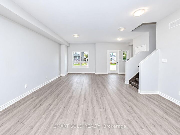 Property Photo:  19 Perenack Avenue  ON L3C 2C6 