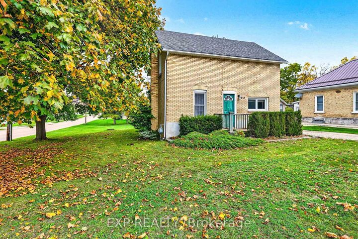 Property Photo:  455 Simcoe Street  ON N0M 2S0 