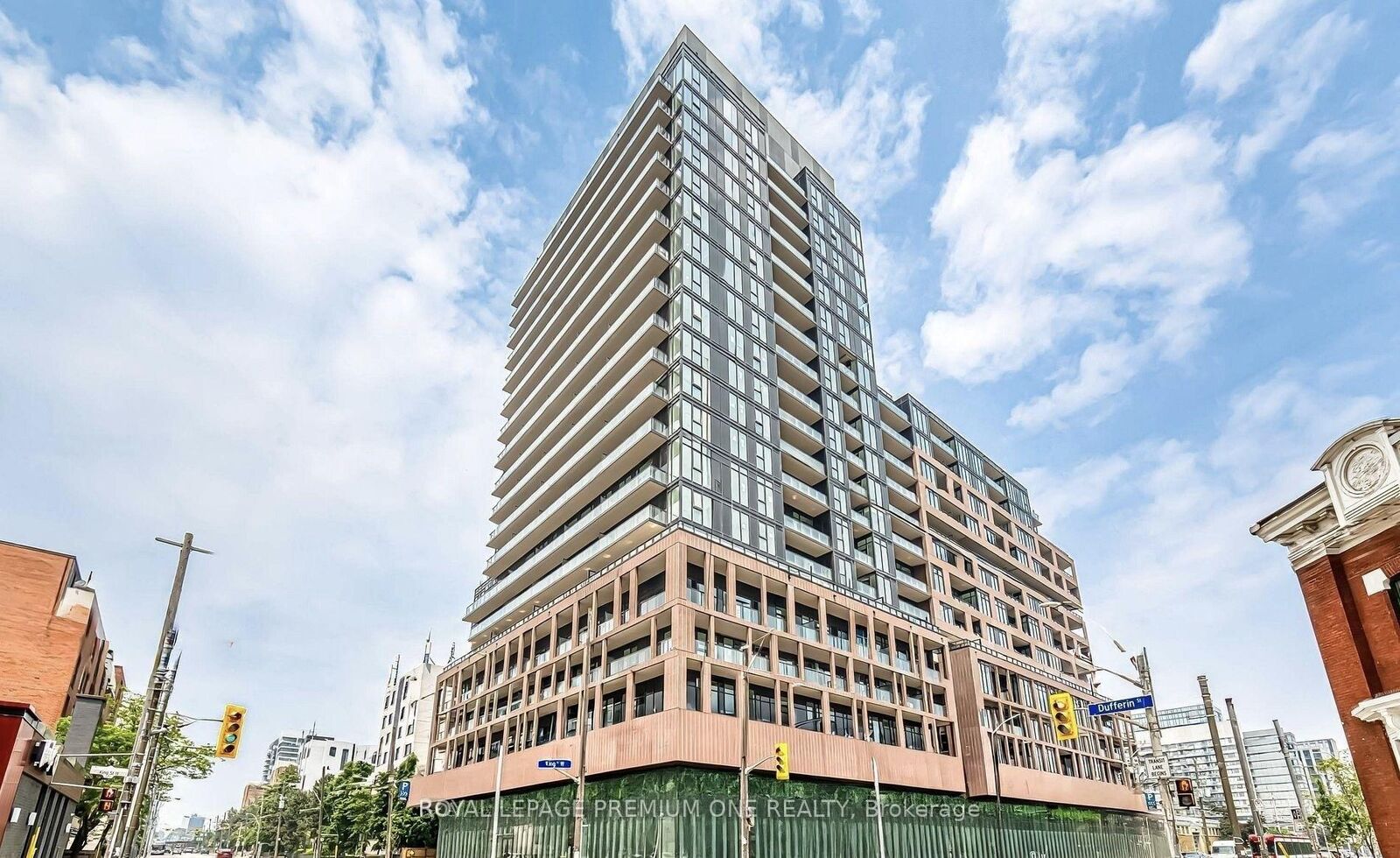 Property Photo:  285 Dufferin Street W 430  ON M6K 1E6 