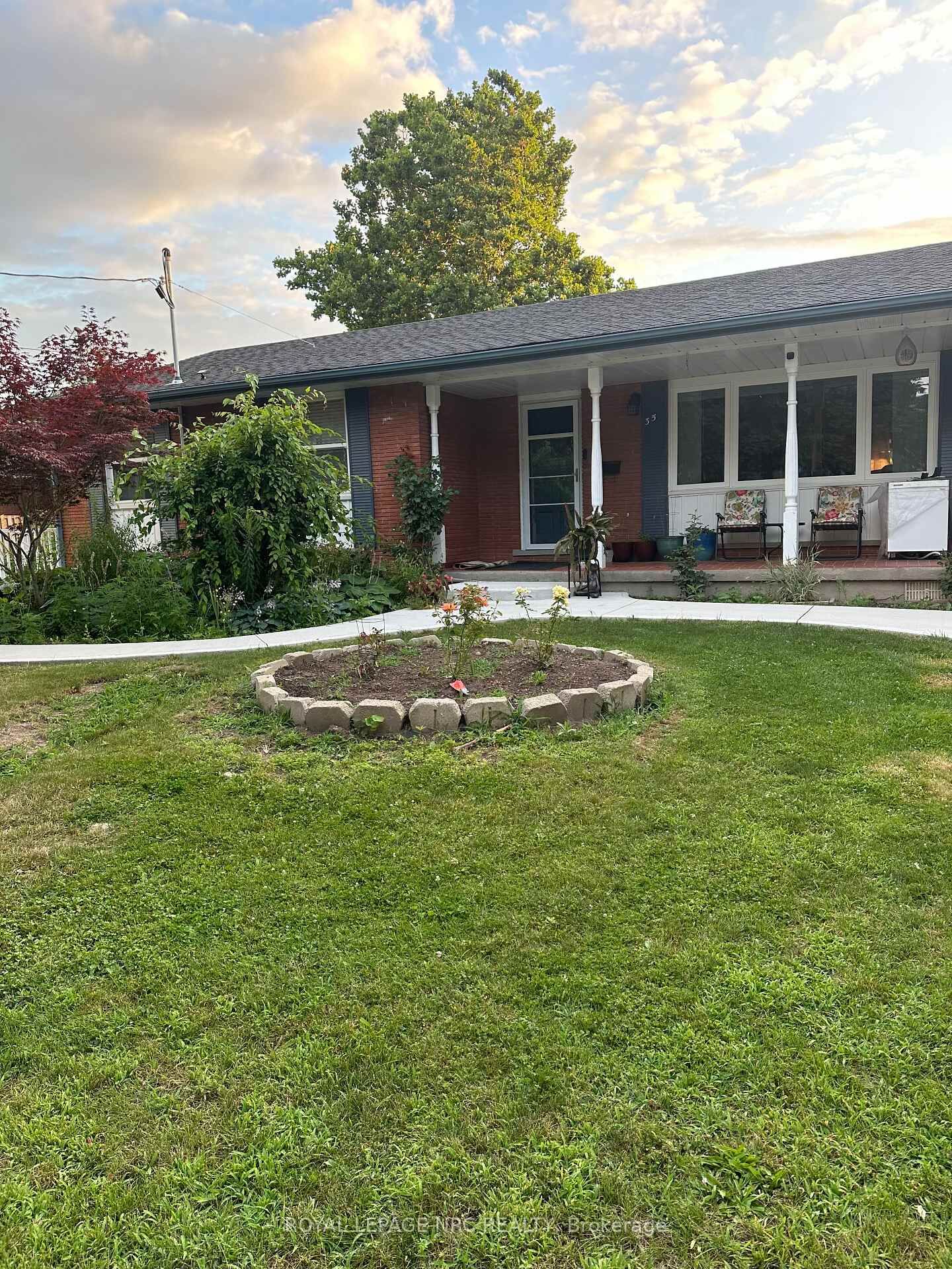 Property Photo:  35 O'Mara Drive Lower  ON L2M 1V3 