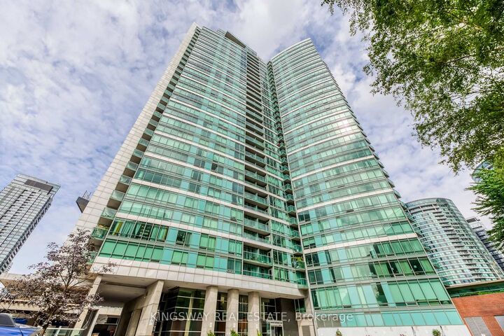 Property Photo:  81 Navy Wharf Court 3511  ON M5V 3S2 