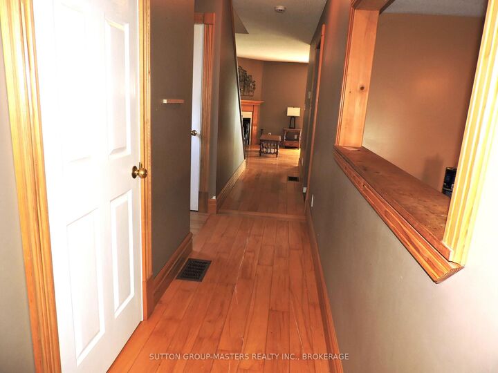 Property Photo:  107 Davey Crescent S  ON K7N 1X7 