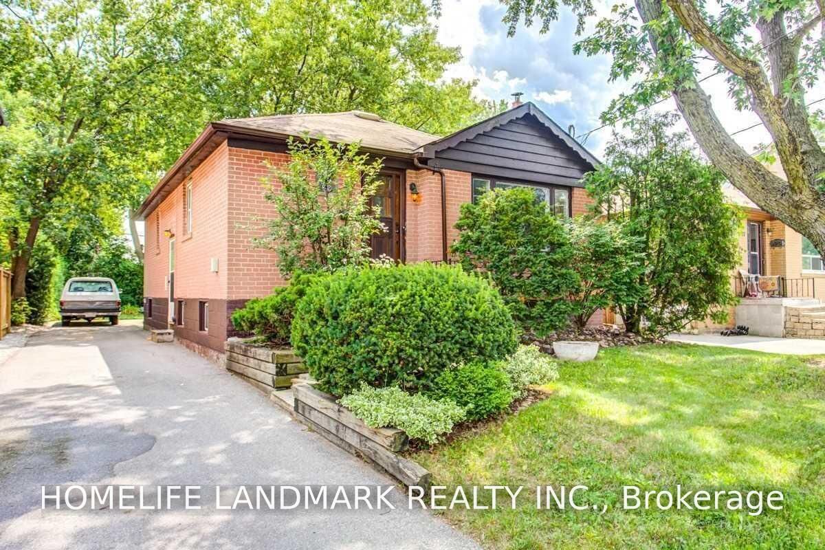 Property Photo:  29 Nipigon Avenue  ON M2M 2V7 