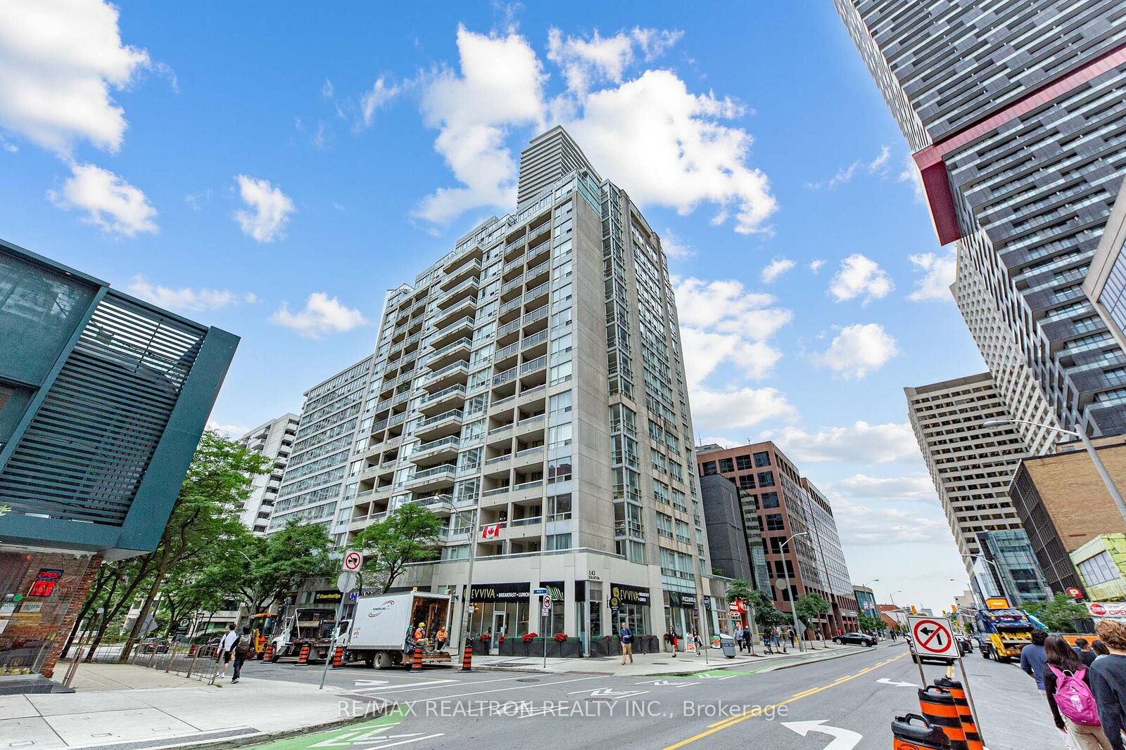 Property Photo:  43 Eglinton Avenue E 510  ON M4P 1A1 