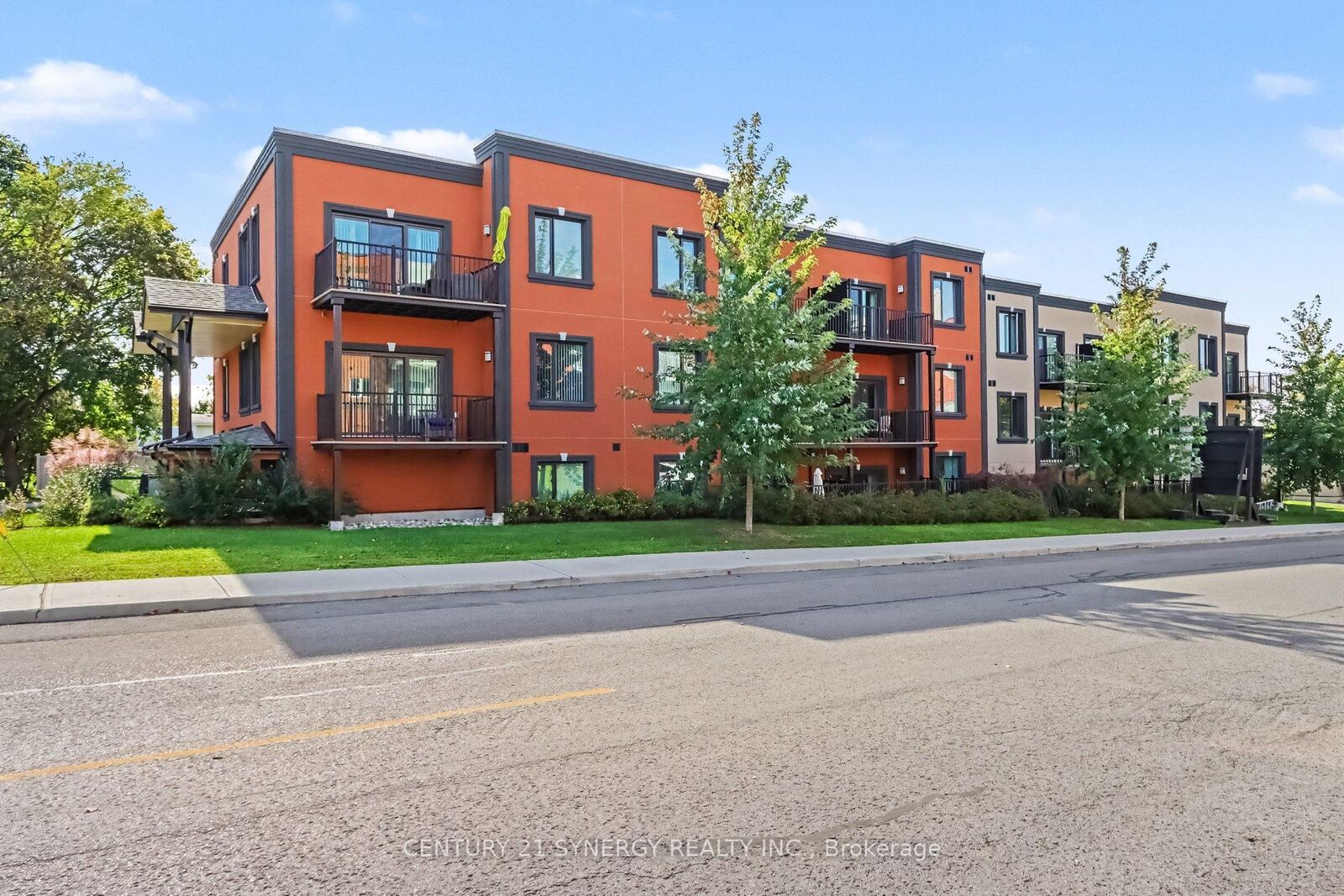Property Photo:  40 McGill Street S 2D  ON K7A 0C5 