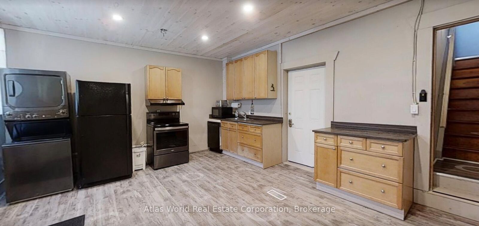 Property Photo:  291 8th Street E 2  ON N4K 1L2 