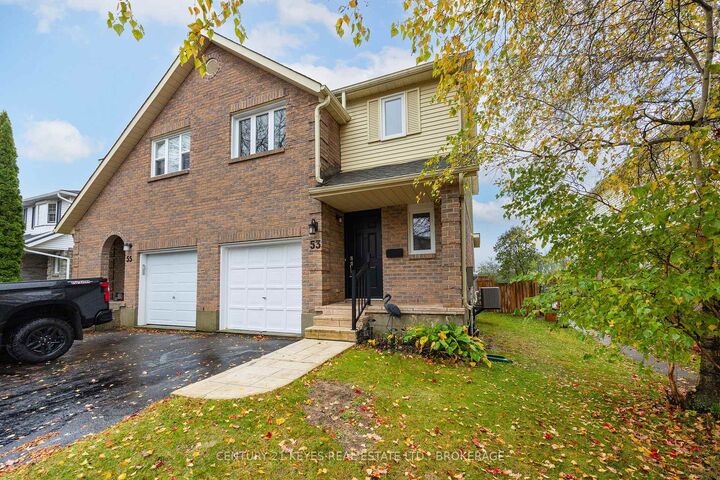 Photo de la propriété: 53 Rose Abbey Drive ON K7K 6V9
