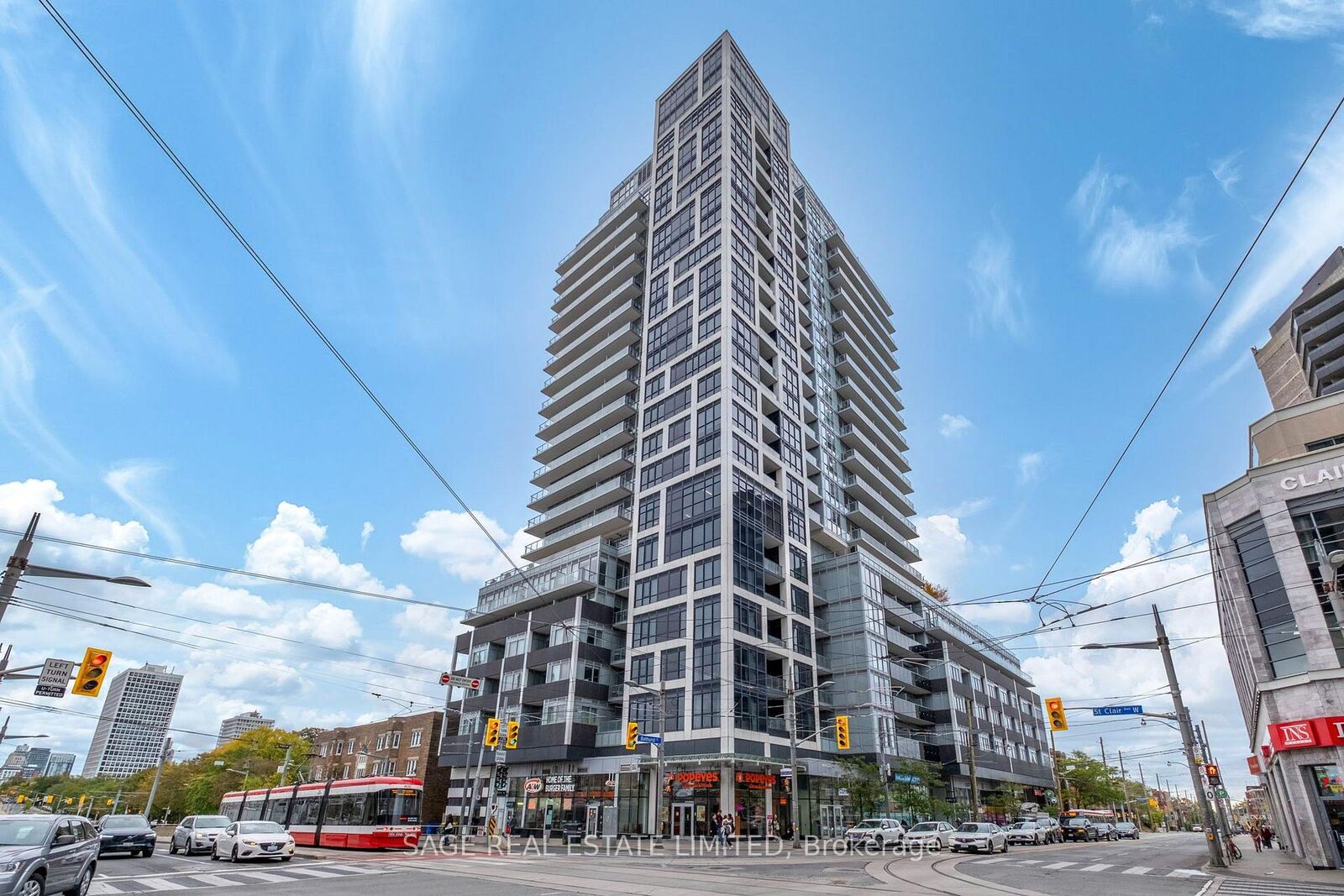Property Photo:  501 St Clair Avenue W 908  ON M5P 0A2 