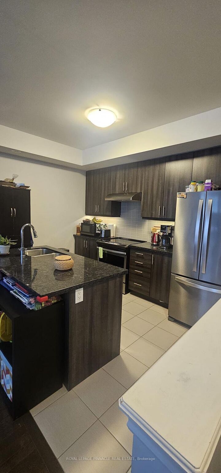 Property Photo:  3038 Postridge Drive  ON L6L 0R9 