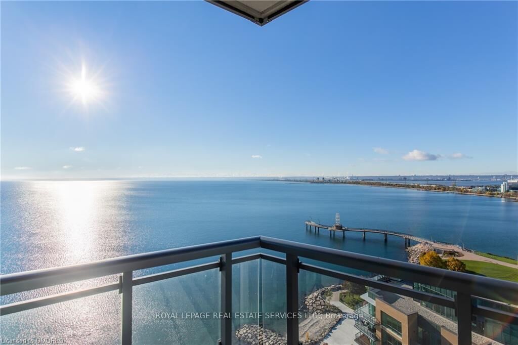 Property Photo:  2060 Lakeshore Road 1704  ON L7R 0G2 
