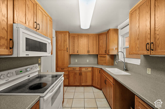 Property Photo:  530 E 900 N  UT 84660 