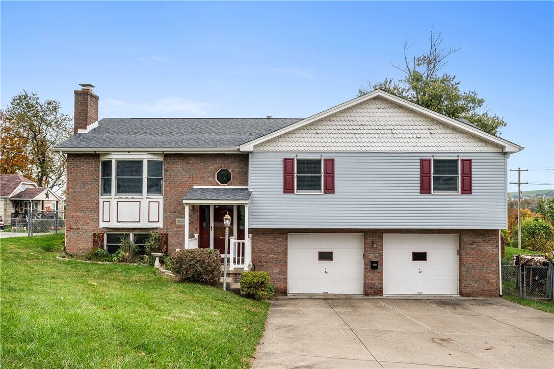 Property Photo: 202 Beachview St PA 15342