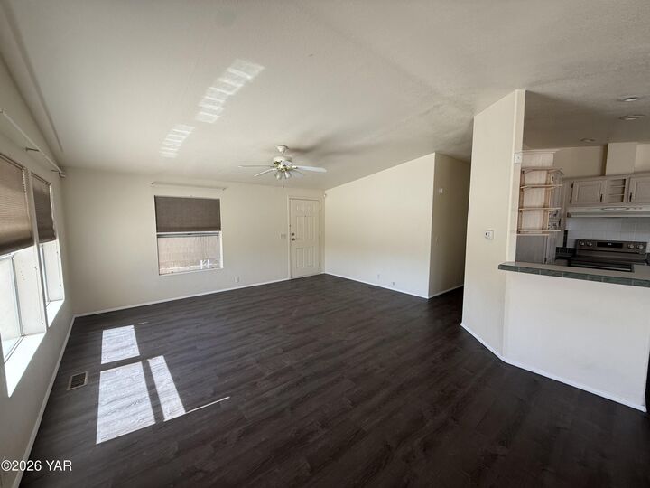 Property Photo: 13286 E 54th Street AZ 85367