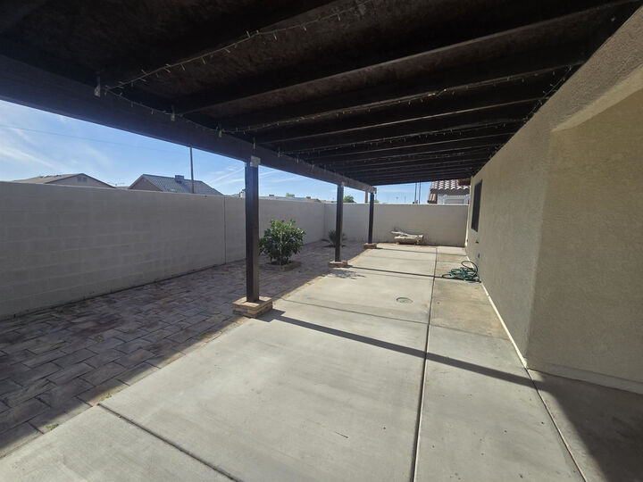 Property Photo: 417 N San Juan Lane AZ 85336