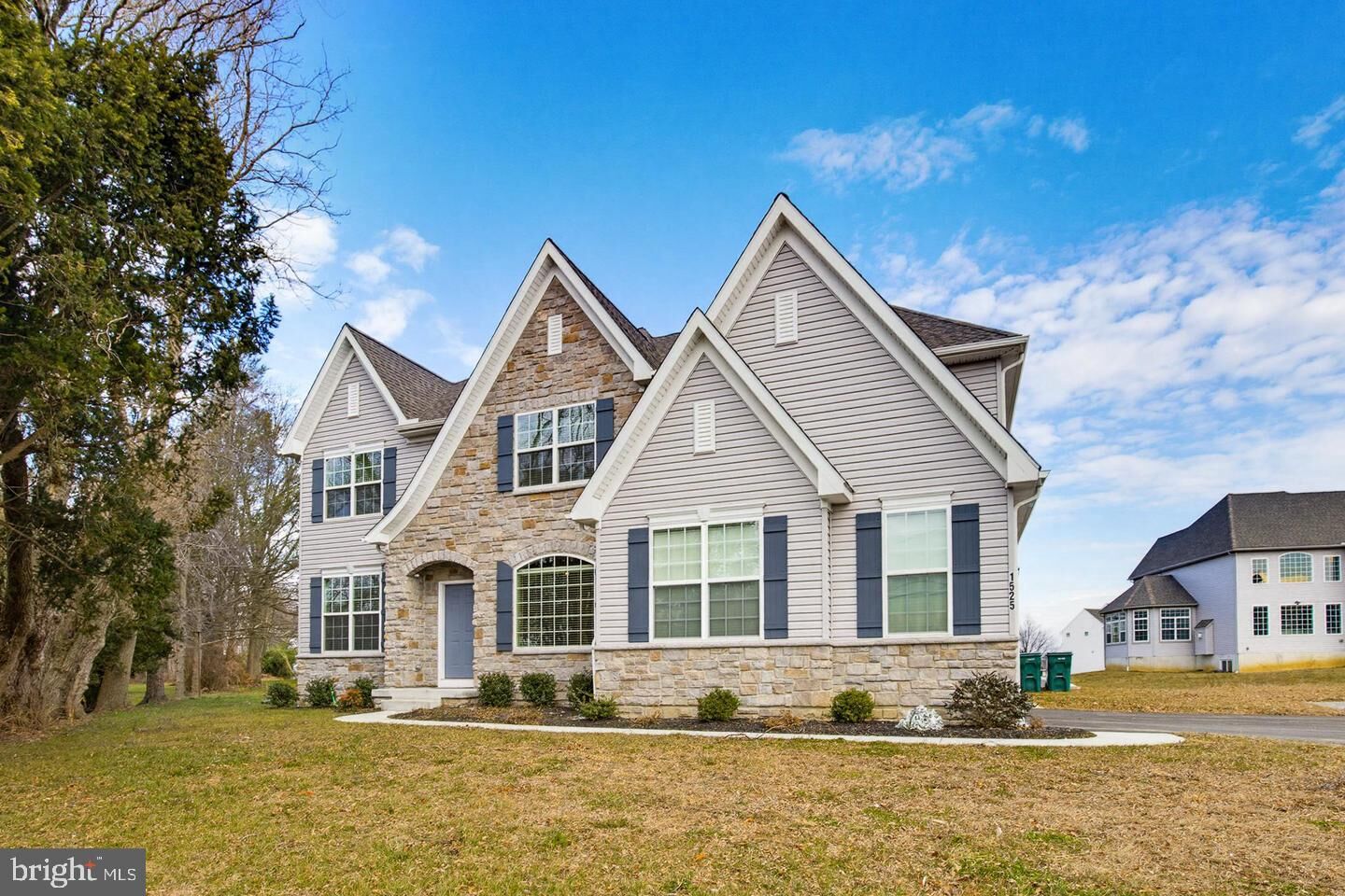 Property Photo: 1525 Village Road PA 17579