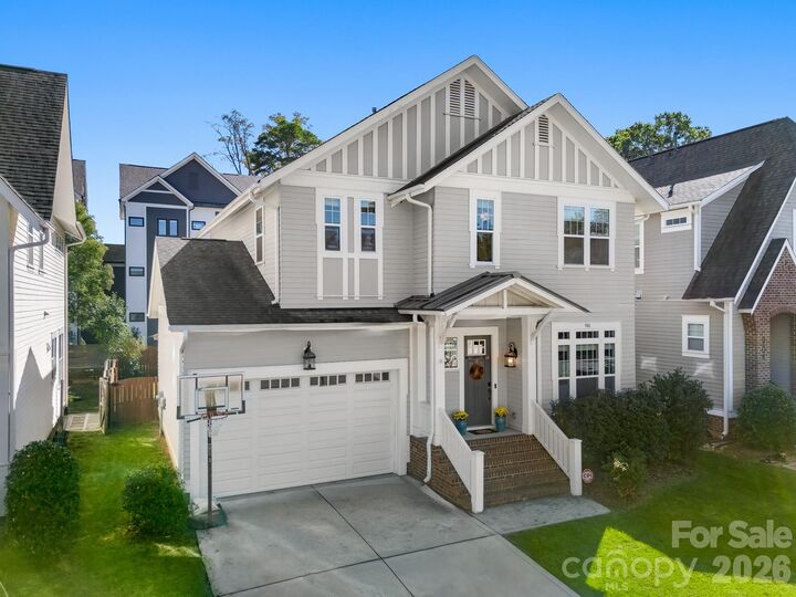 Property Photo:  908 Millbrook Road  NC 28211 