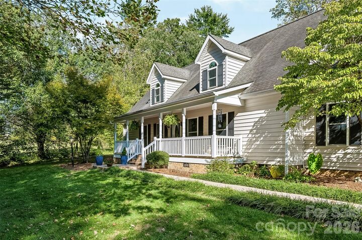 Property Photo:  2122 N Rugby Road  NC 28791 