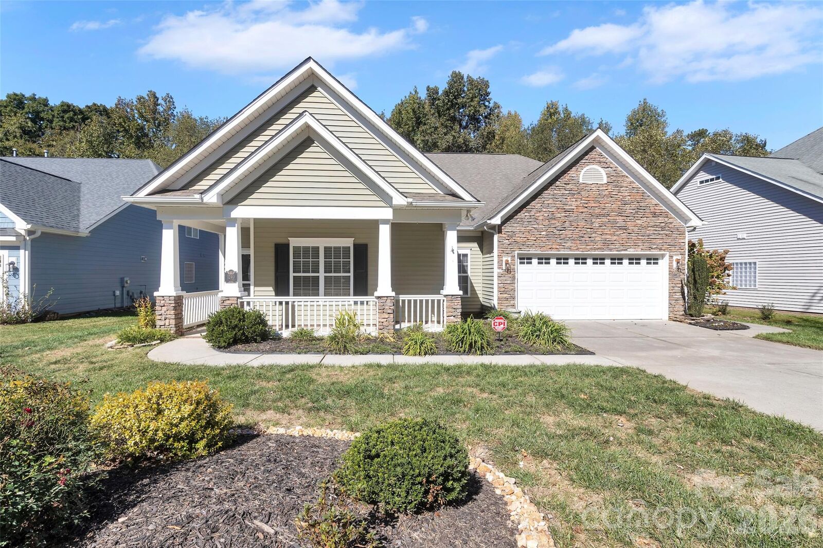 Property Photo: 1240 Saint Johns Avenue NC 28104