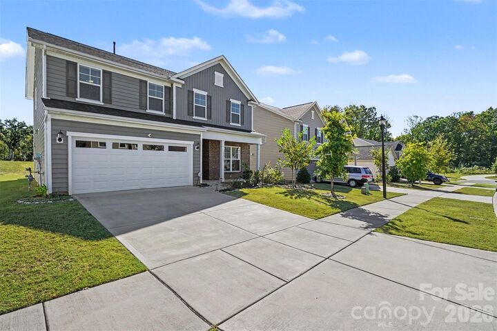 Property Photo:  19221 Yellow Birch Drive  NC 28278 