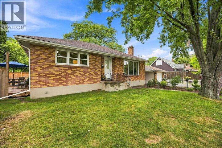 Property Photo: 875 Woodland Avenue ON N7V 3W5