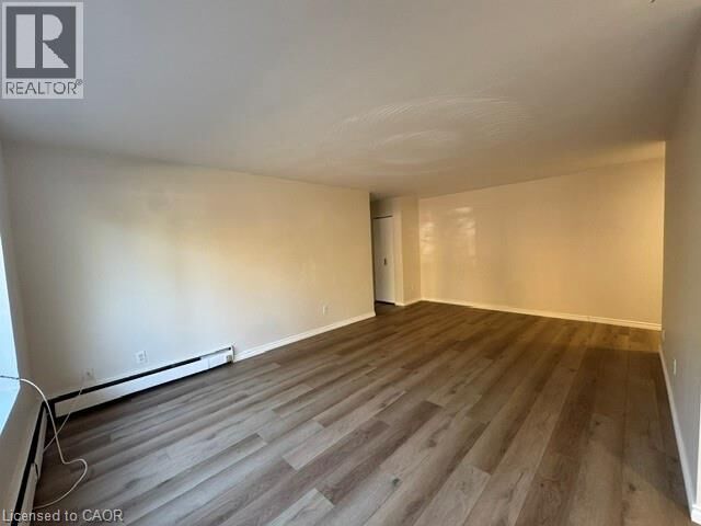 Property Photo:  236 Louisa Street 3B  ON N2H 4C8 