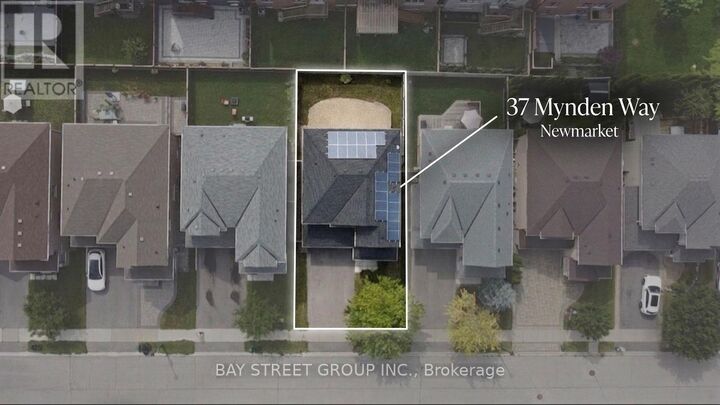 Property Photo:  37 Mynden Way  ON L3X 3A7 